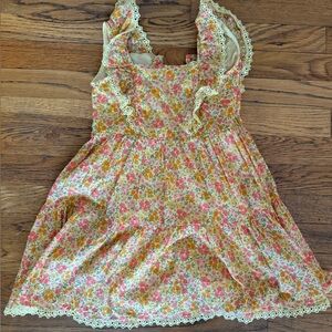 Between Floral Dress size 6